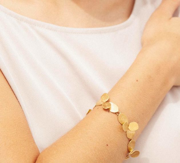Blossom Golden Bracelet - Image 2