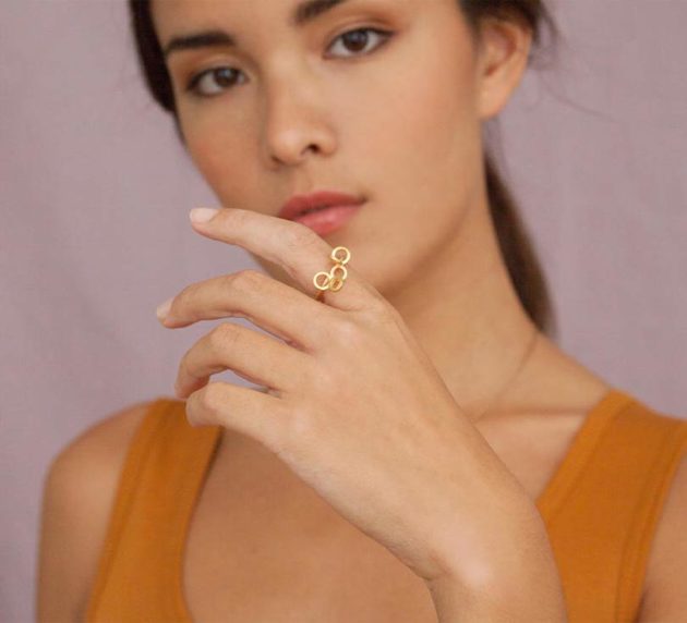 Carla Golden Ring - Image 2