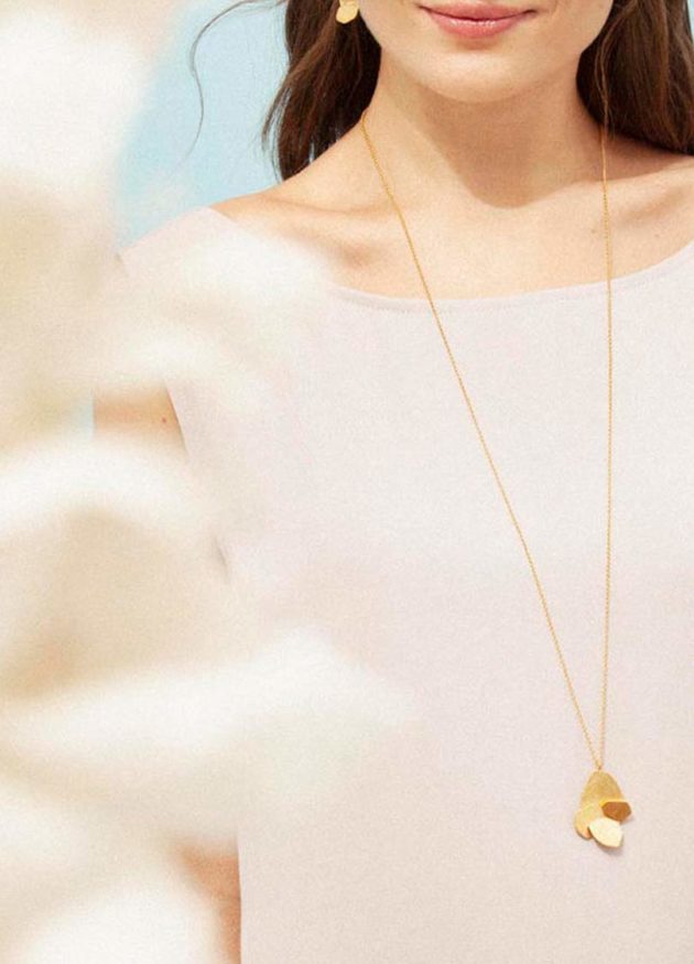 Splash Golden Necklace - Image 2