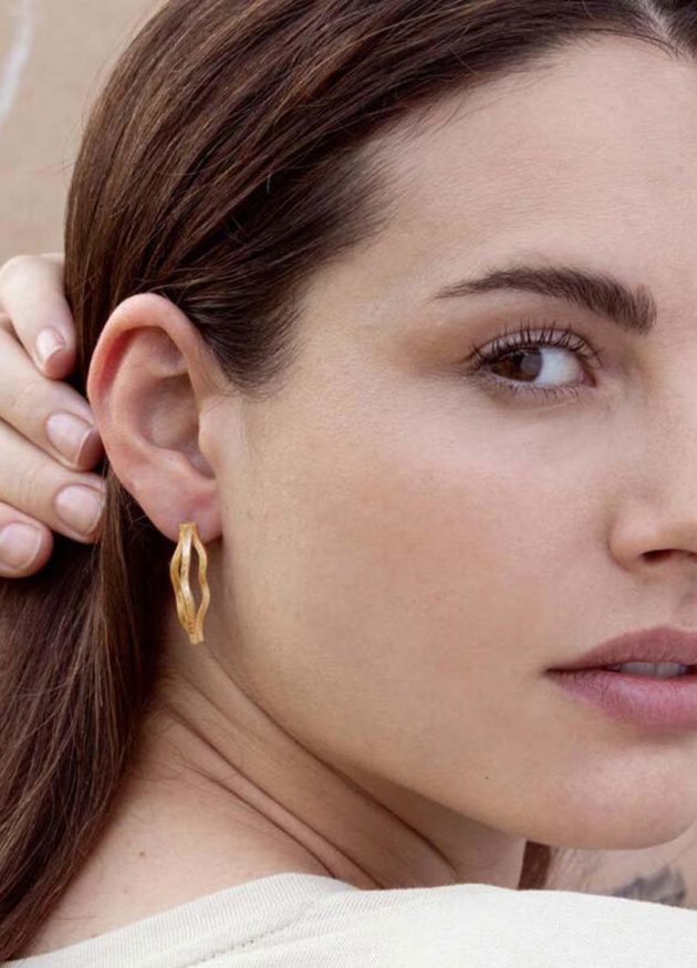 Curves Golden Earrings - Image 2